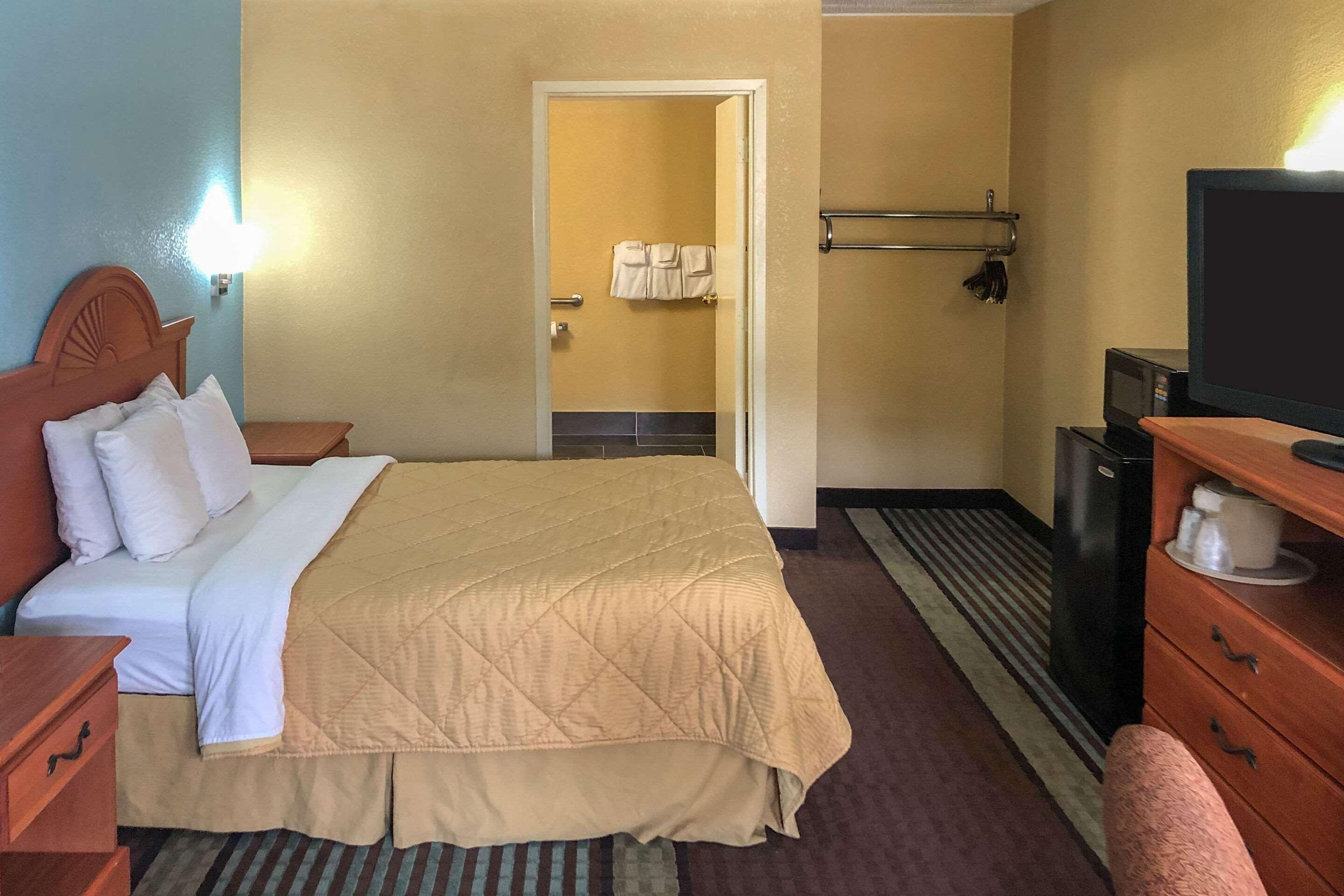 Rodeway Inn Joint Base Andrews Area Camp Springs Zewnętrze zdjęcie