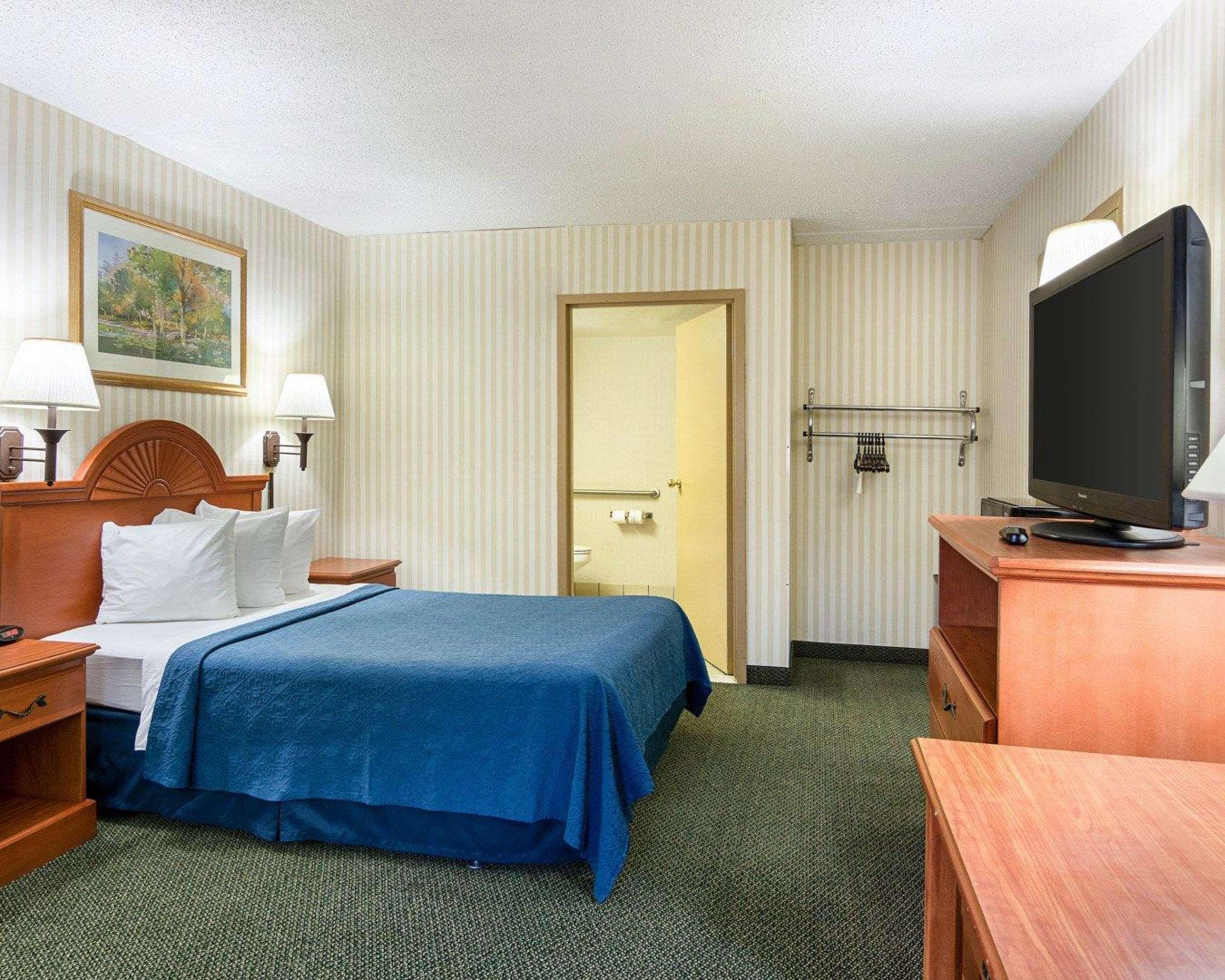 Rodeway Inn Joint Base Andrews Area Camp Springs Zewnętrze zdjęcie