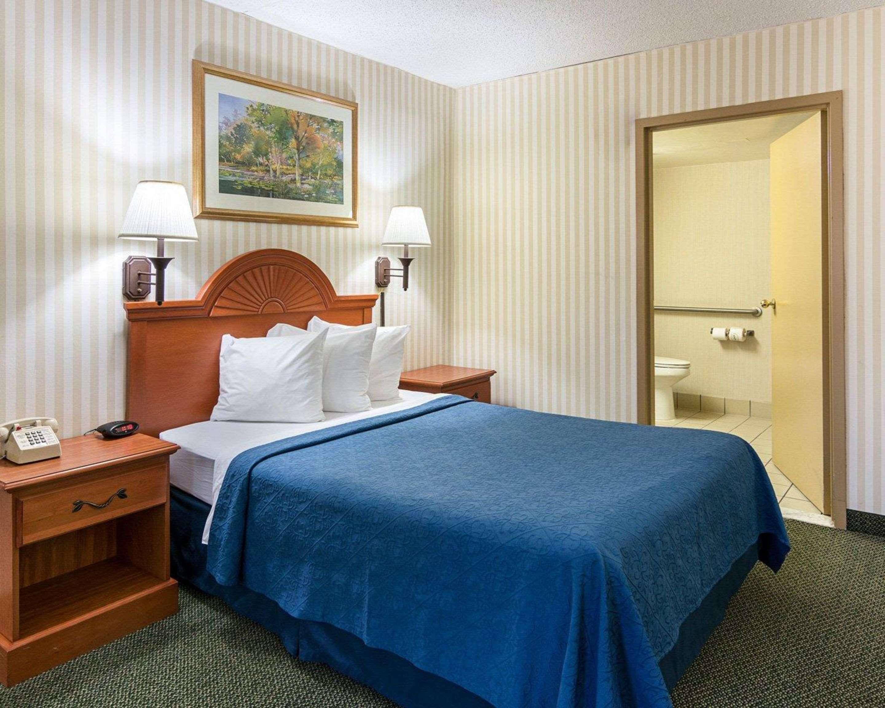Rodeway Inn Joint Base Andrews Area Camp Springs Zewnętrze zdjęcie
