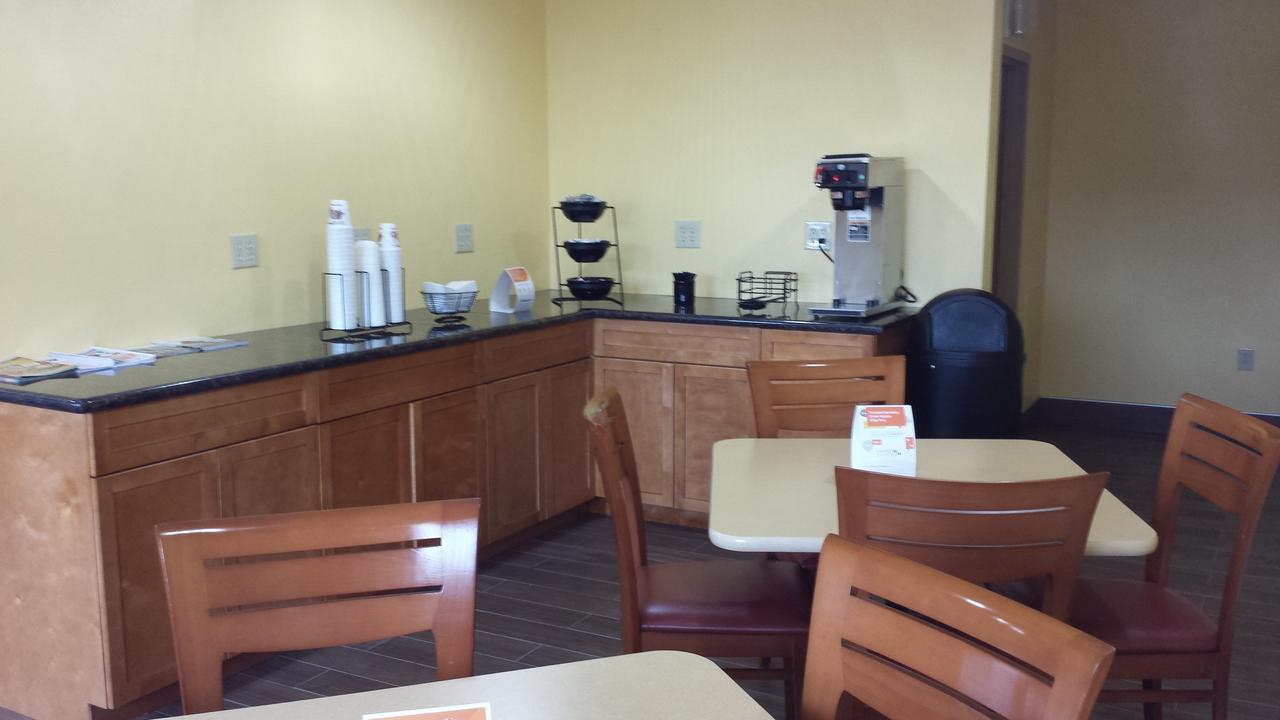 Rodeway Inn Joint Base Andrews Area Camp Springs Zewnętrze zdjęcie